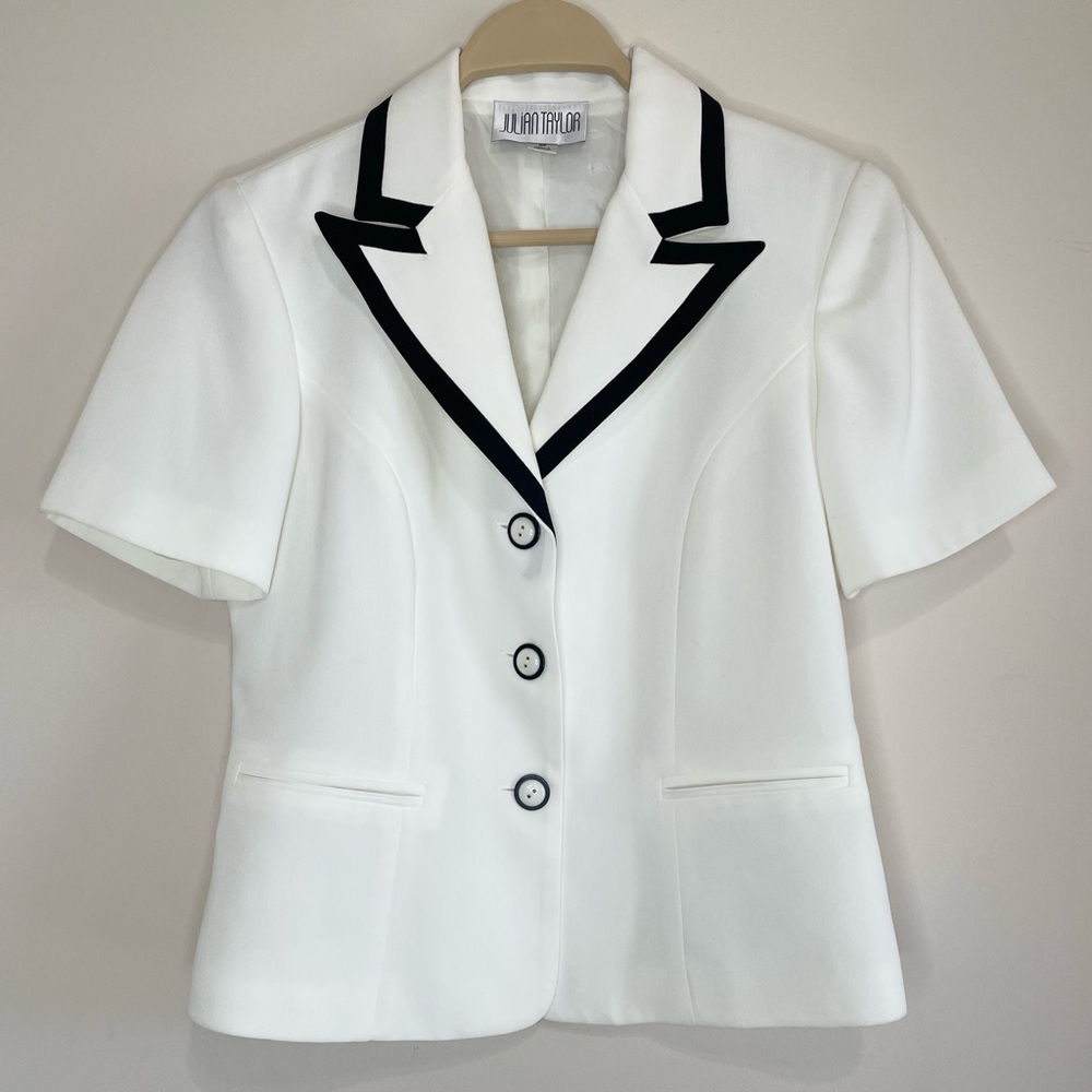Julian Taylor women’s vintage blazer White Blazer with Black Accents 8